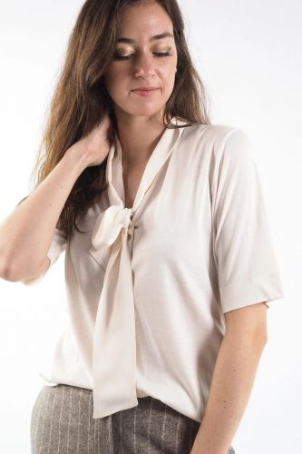 Blouse beige noeud 1970 | MARINE Auvelais