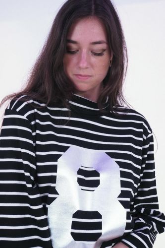 T-shirt noir ligné avec imprimé 