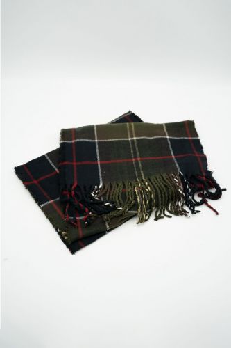 Ensemble écharpe carreaux écossais et bonnet noir uni BARBOUR | Marine