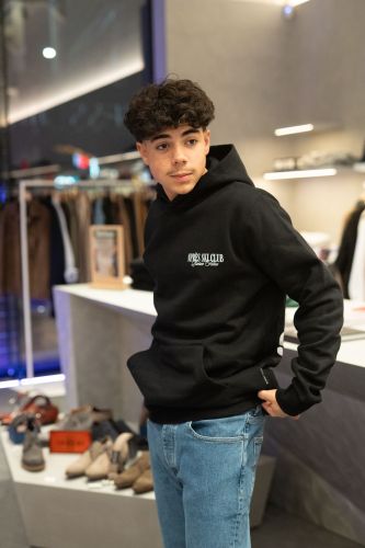 Pull sweat à capuche noir 