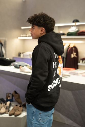 Pull sweat à capuche noir 