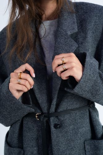 Blazer oversize gris avec fine ceinture noire à la taille BERENICE | Marine