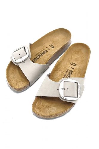 Sandale en daim gris mat 