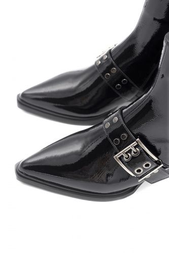 Boots noir vernies avec une grosse boucle sur le devant BRUNO PREMI | Marine