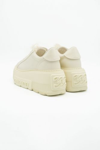 Baskets en cuir écru semelle maxi et lacets perlés CASADEI | Marine