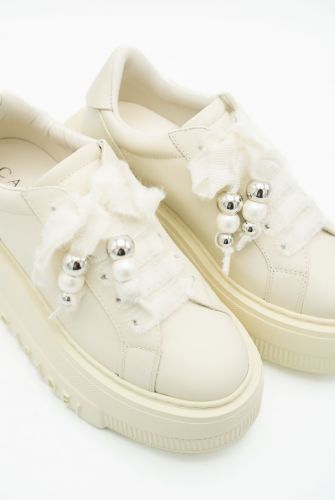 Baskets en cuir écru semelle maxi et lacets perlés CASADEI | Marine