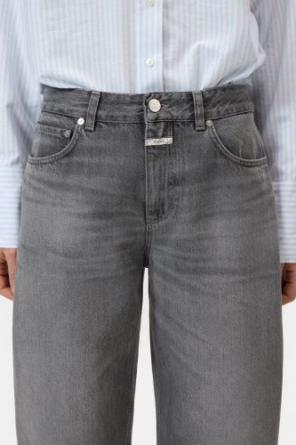 Jeans denim gris barrel CLOSED | Marine Auvelais 