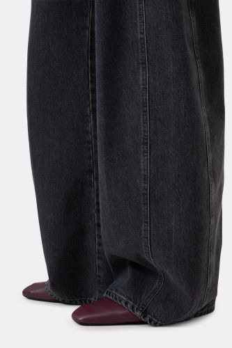 Jeans denim gris barrel CLOSED | Marine Auvelais 
