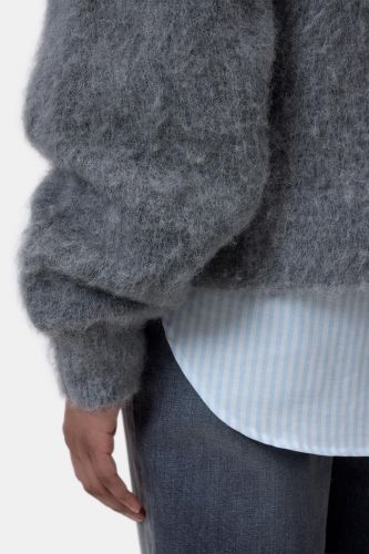 Hoodie gris avec gros noeud CLOSED | Marine Auvelais 
