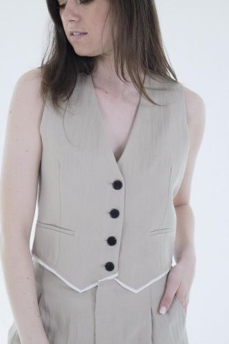 Eleh gilet Camel femmes (Gilet camel - 0072 cammello) - Marine | Much more than shoes