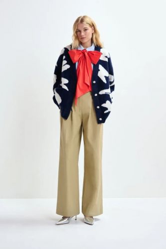 Cardigan bleu marine à imprimé de lettres blanc et boutons en strass ESSENTIEL ANTWERP | Marine