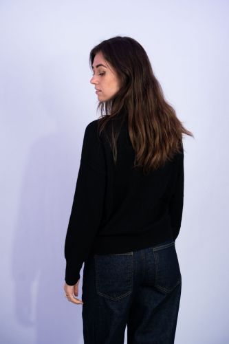 Pull noir petit coeur rouge FROM FUTURE | Marine