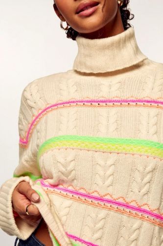 Pull col roulé beige et fluo FROM FUTURE | Marine Auvelais 