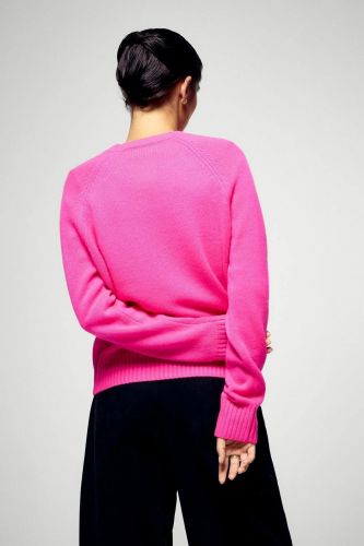 Pull rose avec broderie coeur sur le devant FROM FUTURE | Marine