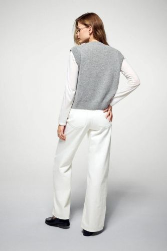 Pull court sans manches gris avec coeur brodé rouge FROM FUTURE | Marine