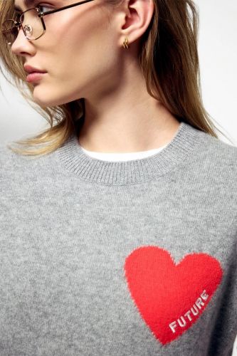 Pull court sans manches gris avec coeur brodé rouge FROM FUTURE | Marine