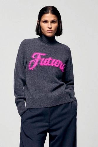 From Future pull Gris