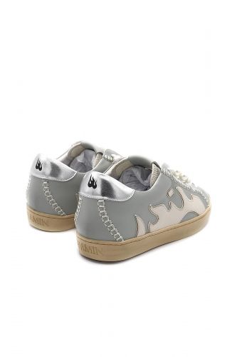 Gamin basket bas Ciel femmes (ciel perles sur lacet flamme écru - 100142 gris bleuté perles) - Marine | Much more than shoes