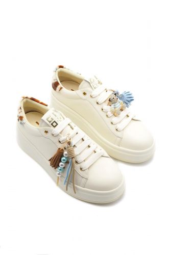 GIO+ basket bas Brun femmes (cuir blanc semelle épaisse petits charms - OLIVA02A mucca) - Marine | Much more than shoes