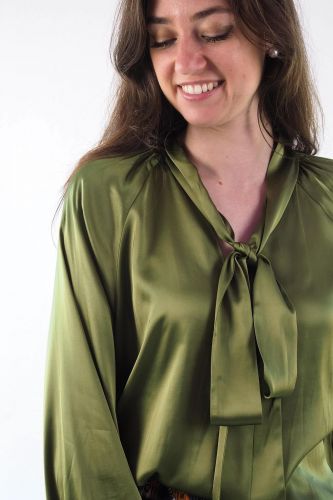 Blouse verte olive à nouette GRACE | Marine