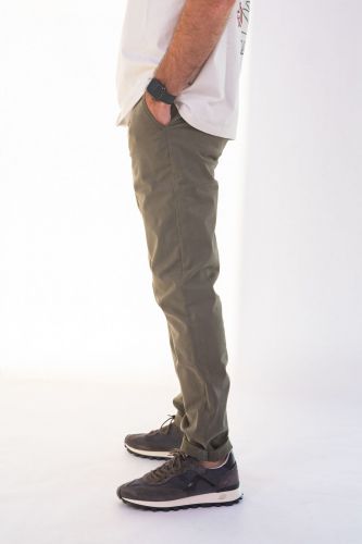 Pantalon chino kaki coupe droite HERO SEVEN | Marine