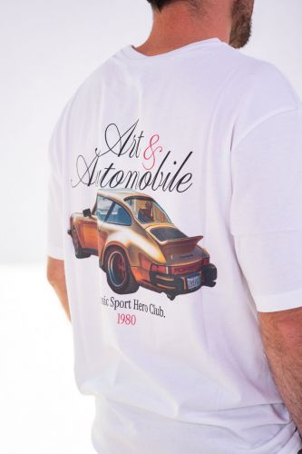 T-shirt blanc avec inscription 