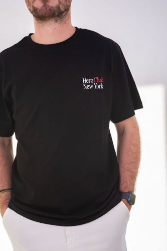 T-shirt noir avec inscription 