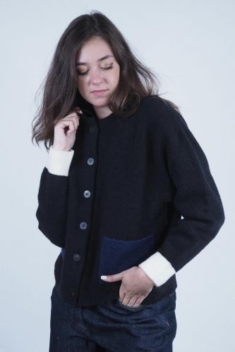 Momoni pull Noir femmes (Cardigan poche bleue - KAIRU ) - Marine | Much more than shoes