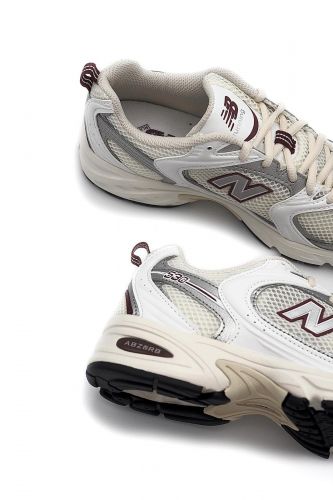 New Balance basket bas Blanc unisex (blanc + côté blanc/burgundy - MR530/SZ +  blanc/bordeau) - Marine | Much more than shoes