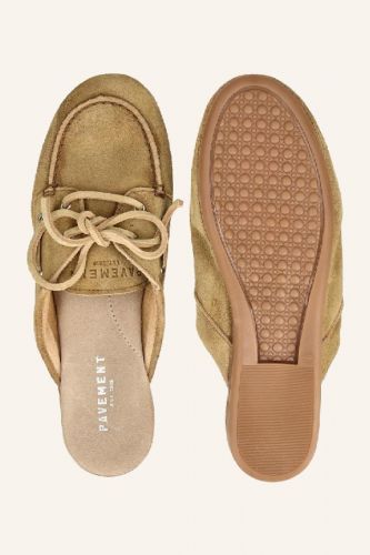 Pavement loafers Beige femmes (Boat Shoe loafersnubuck beige lacets  - 24228 Yasma loafer) - Marine | Much more than shoes