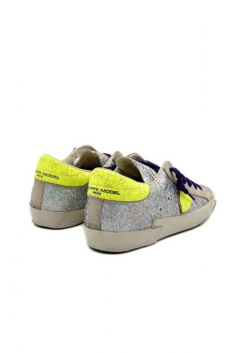 Sneakers paillettées aux détails jaune fluo et lacets violets PHILIPPE MODEL | Marine