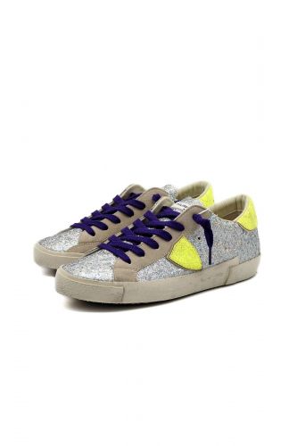 Sneakers paillettées aux détails jaune fluo et lacets violets PHILIPPE MODEL | Marine