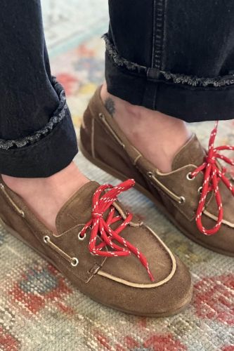 Posa mocassin Camel femmes (boatloafer unie - BOATLOAFER BRUSHED + lacet rou) - Marine | Much more than shoes