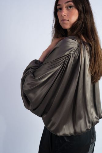 Blouse bouffante taupe en satin SEMI-COUTURE | Marine
