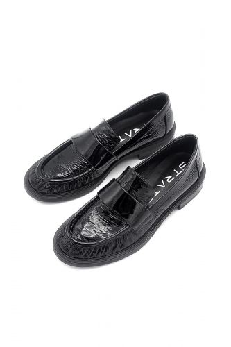 Strategia mocassin Noir femmes (mocassin vernis noir craquelé - E5829 noir) - Marine | Much more than shoes