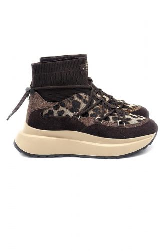 Tosca Blu Shoes basket bas Brun