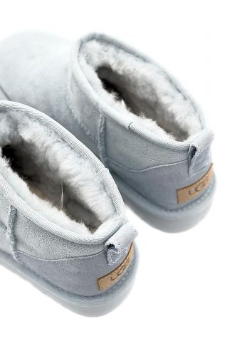 UGG Grand froid Bleu femmes (Classic ultra mini bleu - 109 classic ultra mini sea) - Marine | Much more than shoes