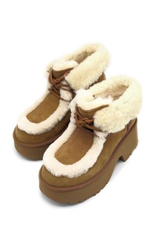 Bottine en nubuk camel & écru à talons UGG | Marine