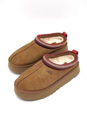 Mules fourrées en nubuk camel UGG | Marine