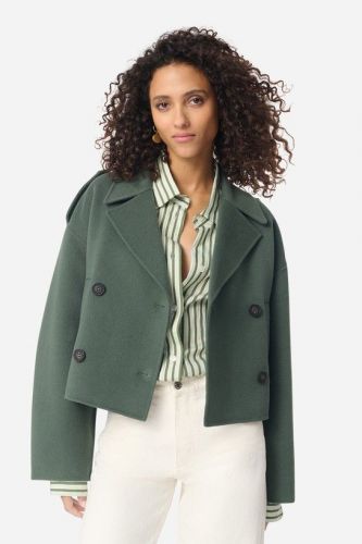 Vanessa Bruno veste Vert