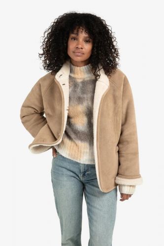 Manteau en peau lainée oversize avec manches raglan YAYA | Marine 