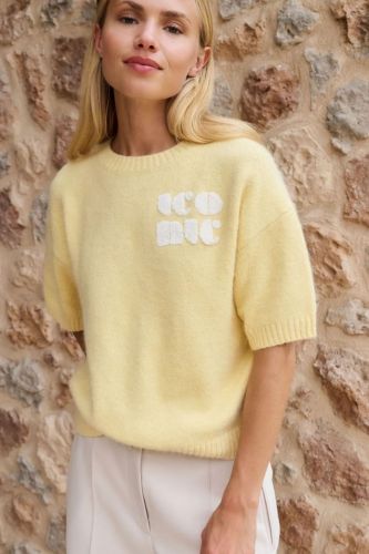 Yaya pull Jaune