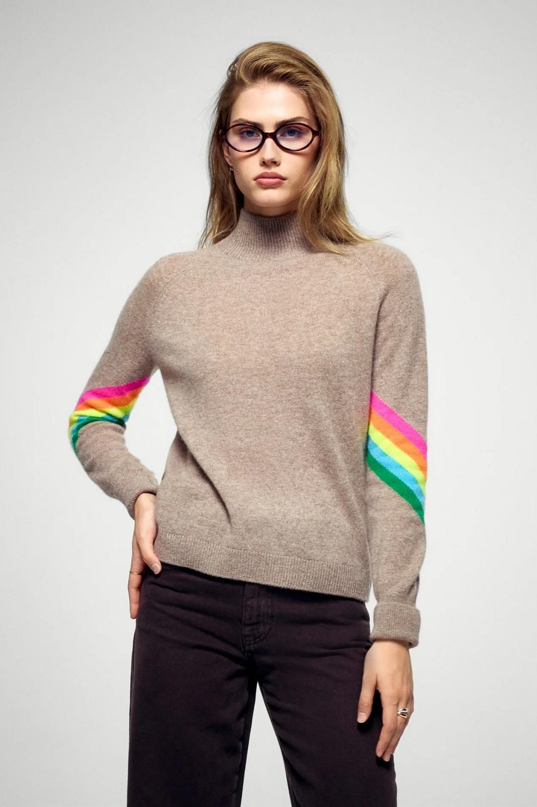 From Future pull Taupe From Future pull Taupe