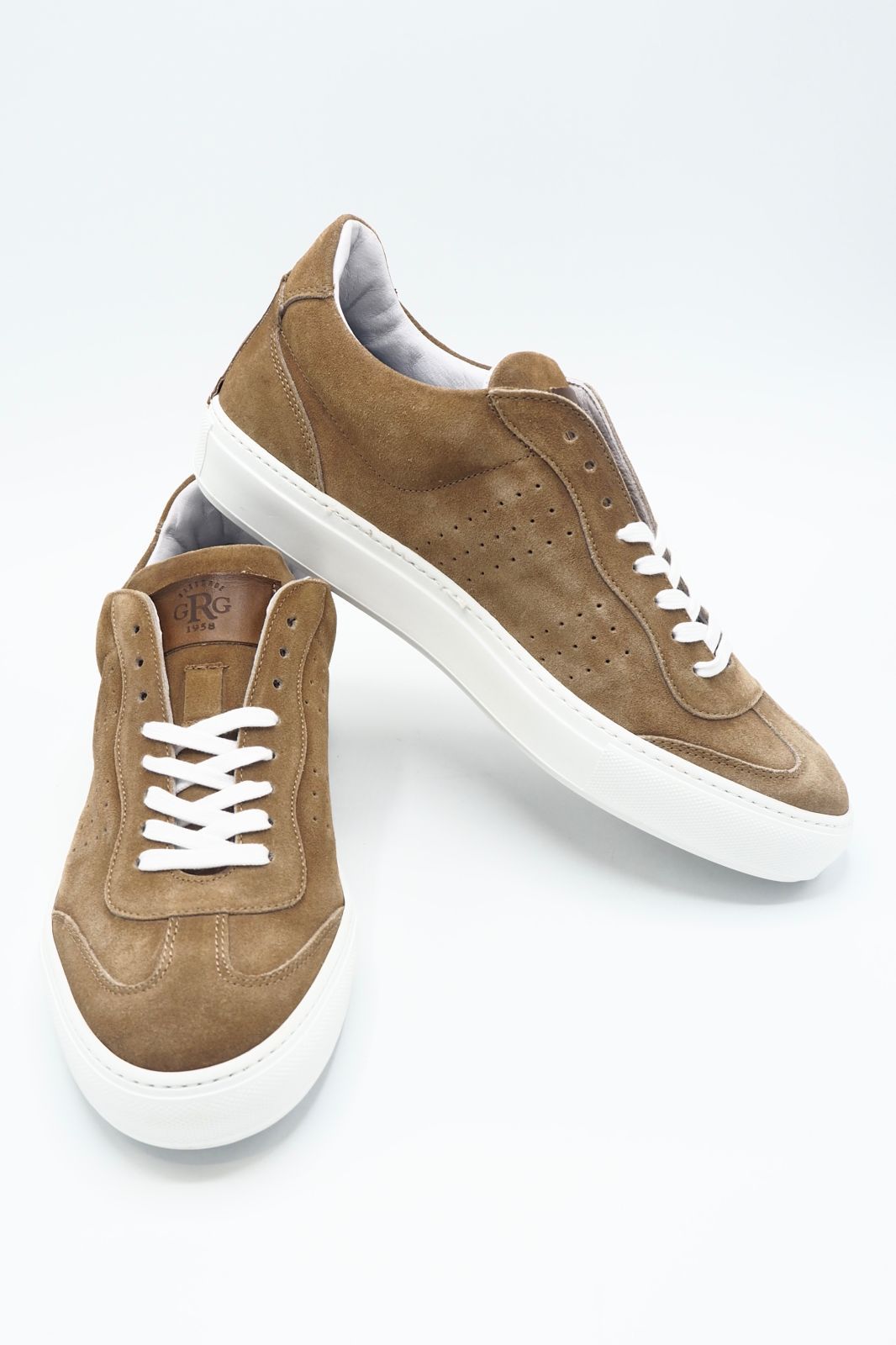 Giorgio 1958 basket bas Naturel hommes (GG1958-Bask. Vintage - 980105 Bask. croute camel) - Marine | Much more than shoes