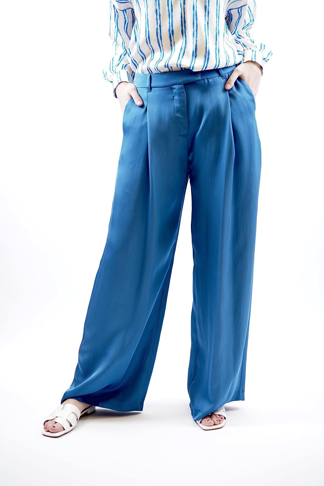 Julia June pantalon Bleu vif Julia June pantalon Bleu vif