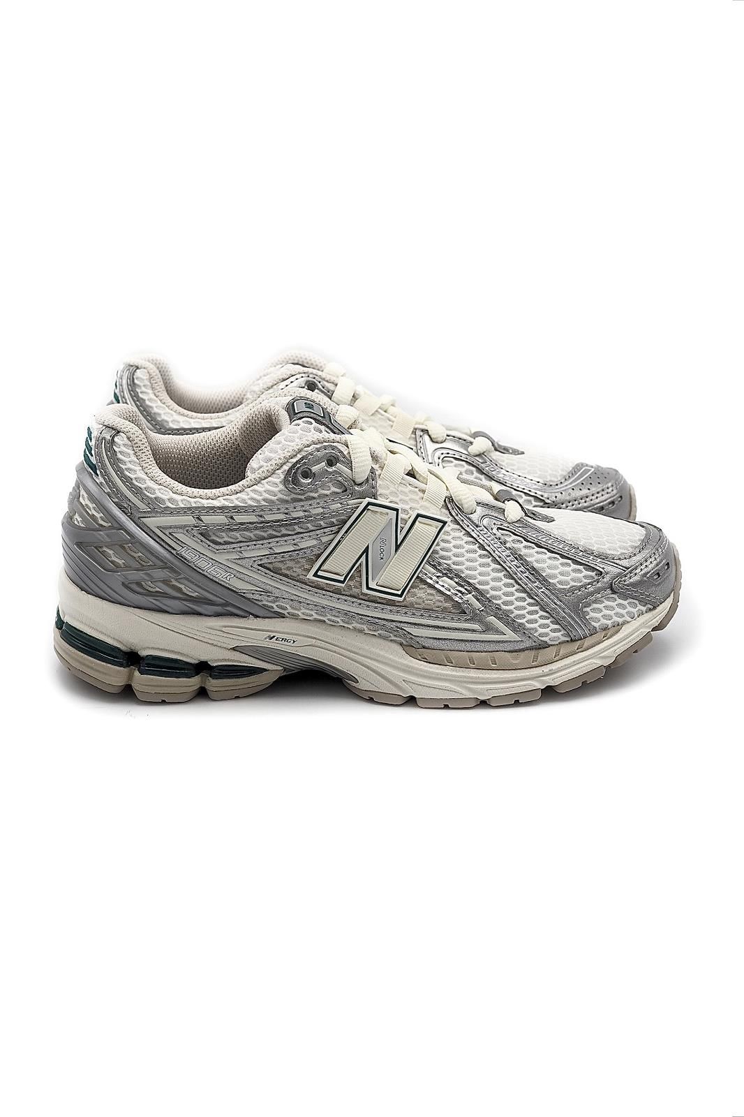 New Balance basket bas Argent New Balance basket bas Argent